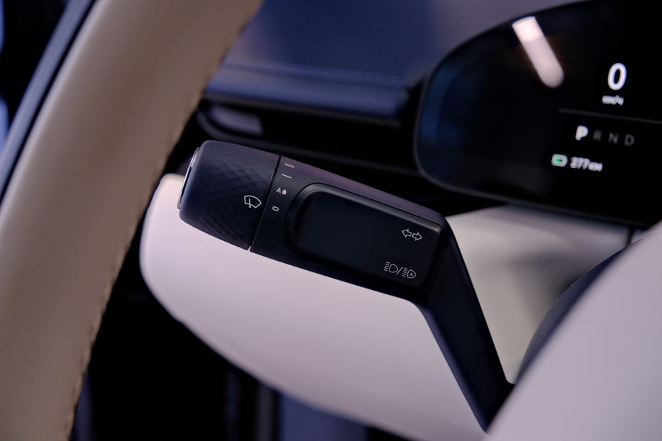 Продам BYD E6 ZEEKR 007 Smart 2024 года в Одессе