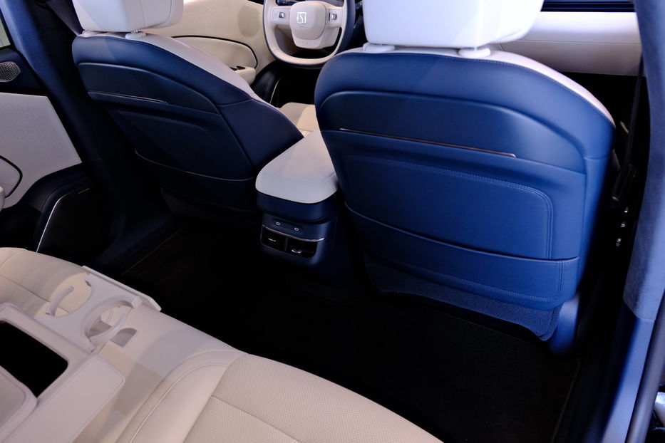 Продам BYD E6 ZEEKR 007 Smart 2024 года в Одессе