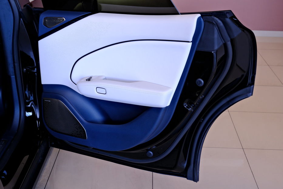 Продам BYD E6 ZEEKR 007 Smart 2024 года в Одессе