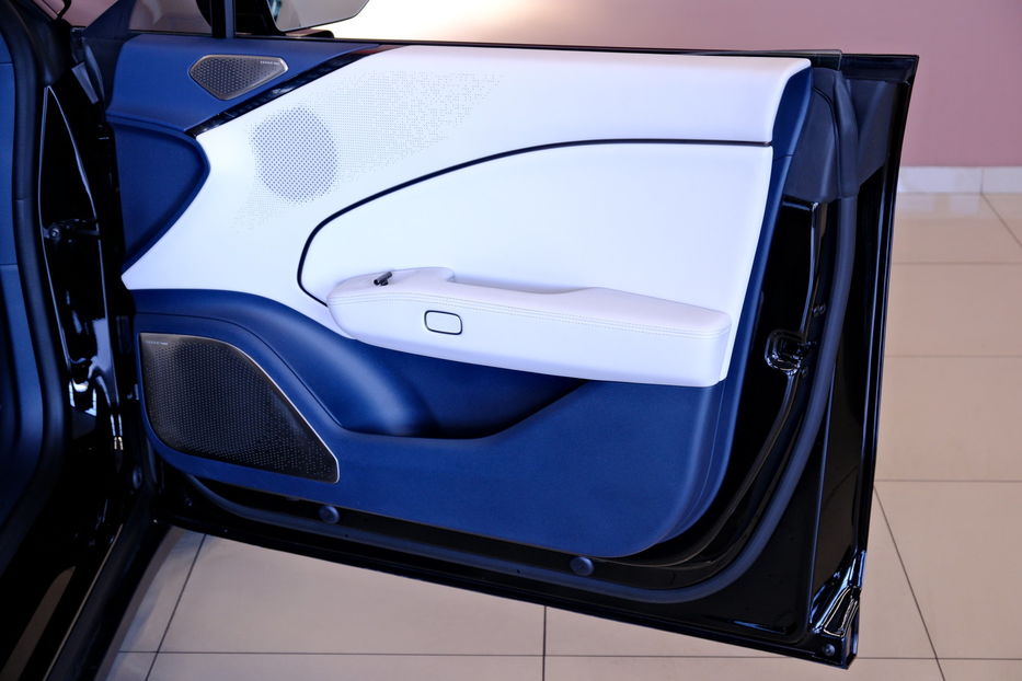 Продам BYD E6 ZEEKR 007 Smart 2024 года в Одессе