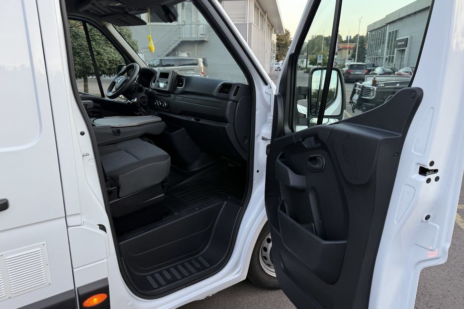 Продам Renault Master груз. L3H2 2021 года в Львове