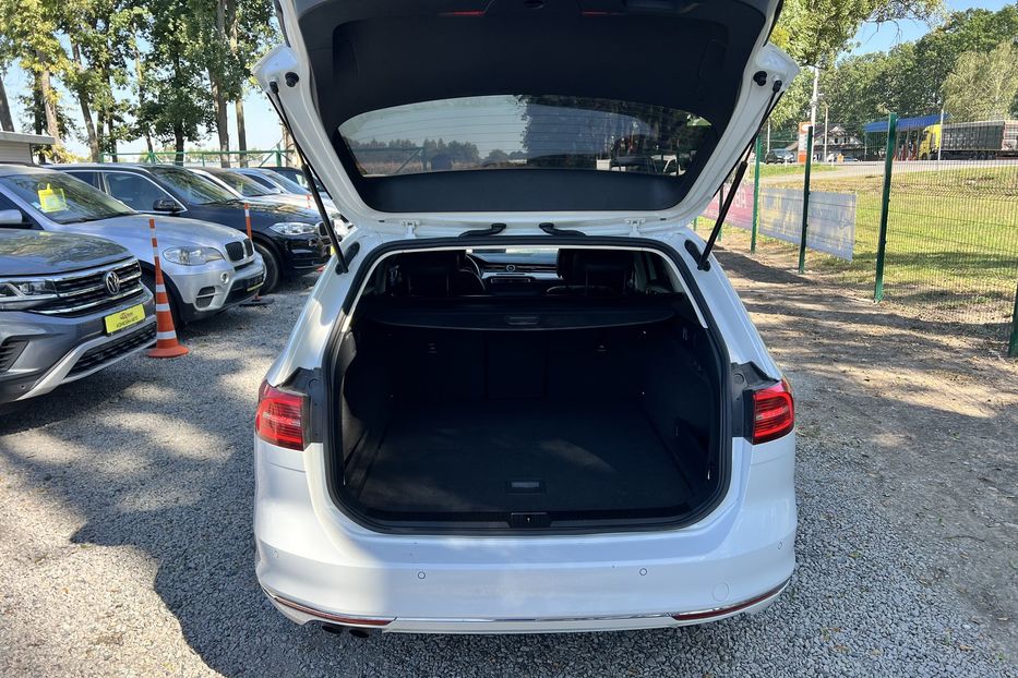 Продам Volkswagen Passat B8 COMIS 4x4 2015 года в г. Умань, Черкасская область