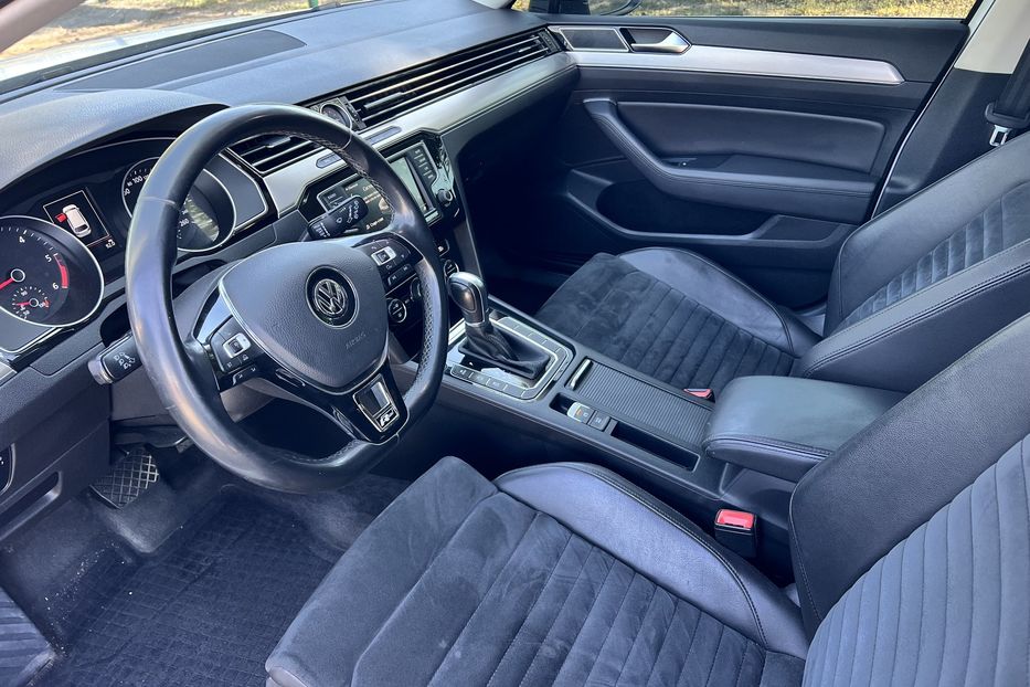 Продам Volkswagen Passat B8 COMIS 4x4 2015 года в г. Умань, Черкасская область