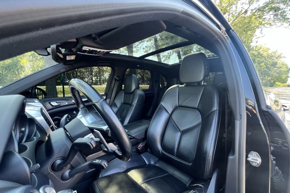 Продам Porsche Cayenne COMIS 2017 года в г. Умань, Черкасская область