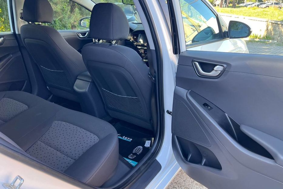 Продам Hyundai Ioniq 2019 года в Черновцах