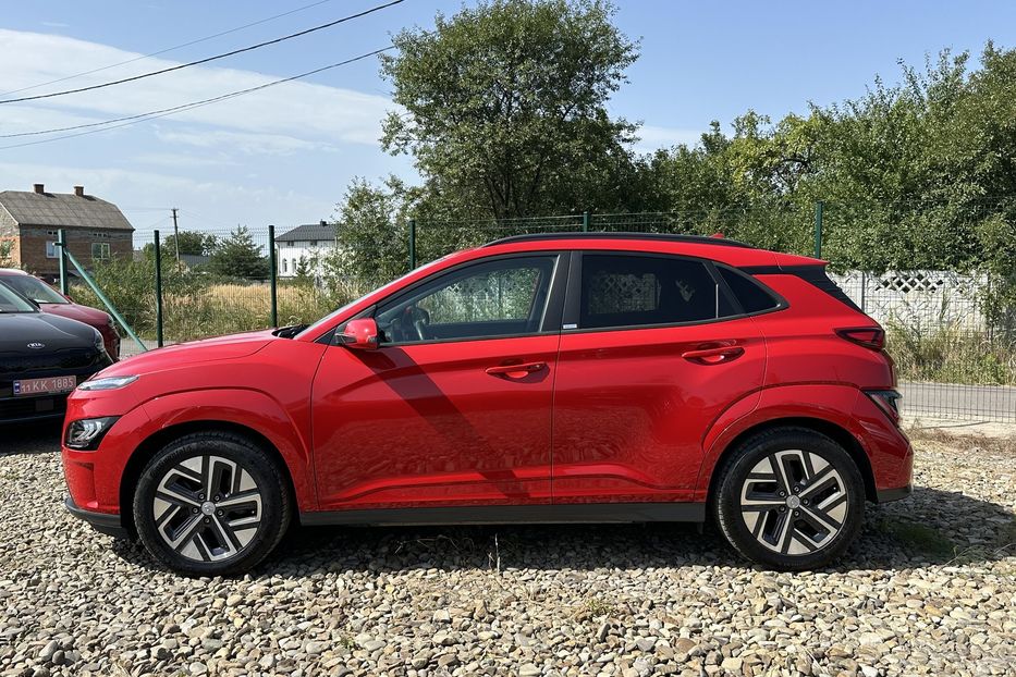 Продам Hyundai Kona 64кВтСліпізониПдгрівсиднькерма 2021 года в Львове
