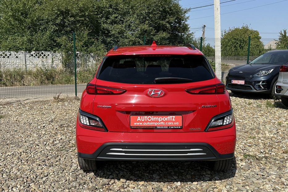 Продам Hyundai Kona 64кВтСліпізониПдгрівсиднькерма 2021 года в Львове
