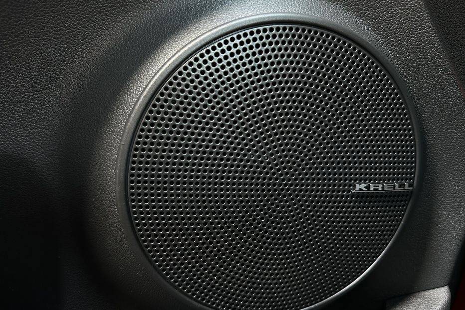 Продам Hyundai Kona 64кВтСліпізониПдгрівсиднькерма 2021 года в Львове