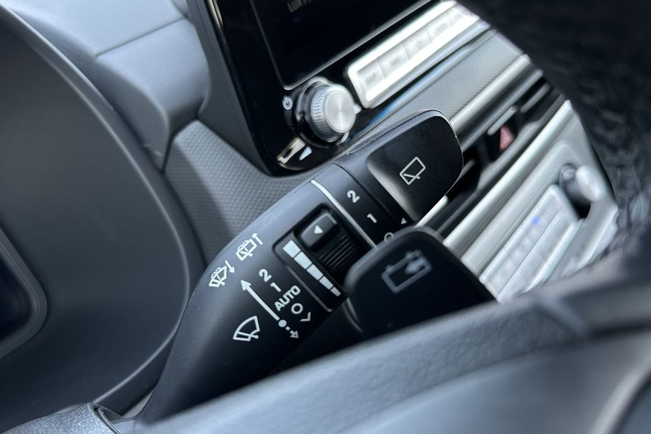 Продам Hyundai Kona 64кВтСліпізониПдгрівсиднькерма 2021 года в Львове