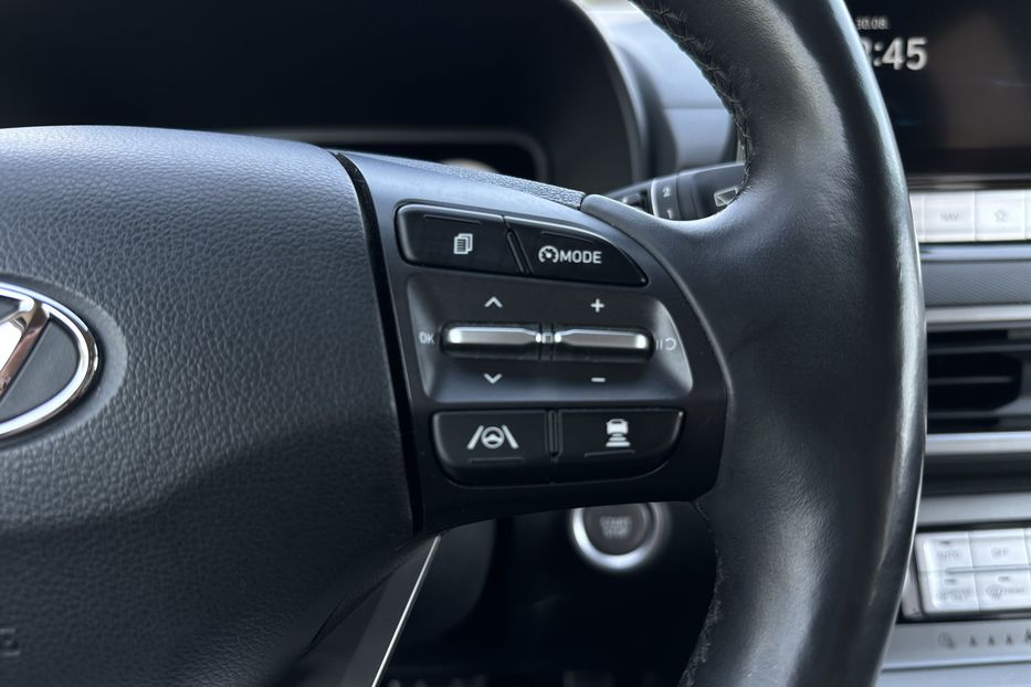 Продам Hyundai Kona 64кВтСліпізониПдгрівсиднькерма 2021 года в Львове