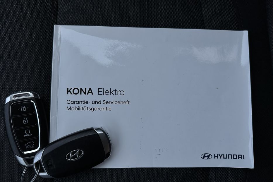 Продам Hyundai Kona 64кВтСліпізониПдгрівсиднькерма 2021 года в Львове