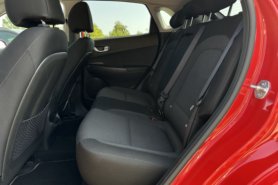 Продам Hyundai Kona 64кВтСліпізониПдгрівсиднькерма 2021 года в Львове