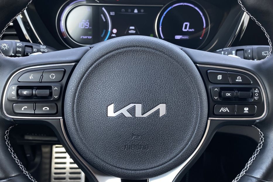 Продам Kia Niro 204кс 64 кВт. ЗАРЕЗЕРВОВАНО 2022 года в Львове