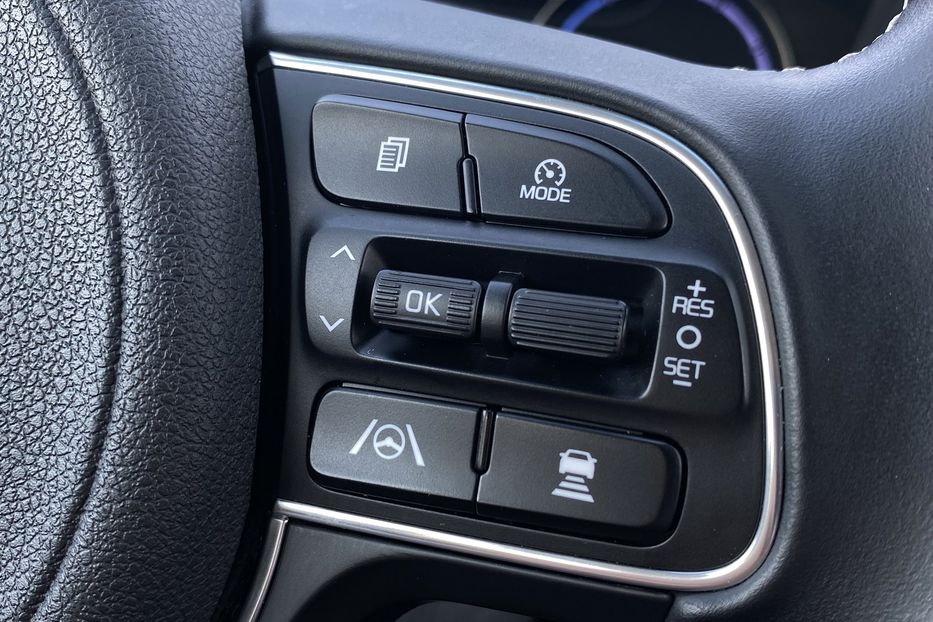 Продам Kia Niro 204кс 64 кВт. ЗАРЕЗЕРВОВАНО 2022 года в Львове