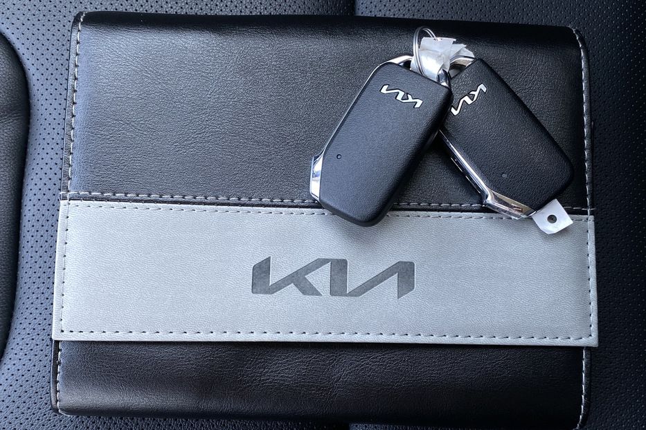Продам Kia Niro 204кс 64 кВт. ЗАРЕЗЕРВОВАНО 2022 года в Львове