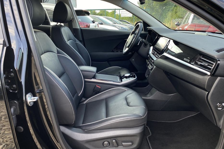 Продам Kia Niro 204кс 64 кВт. ЗАРЕЗЕРВОВАНО 2022 года в Львове