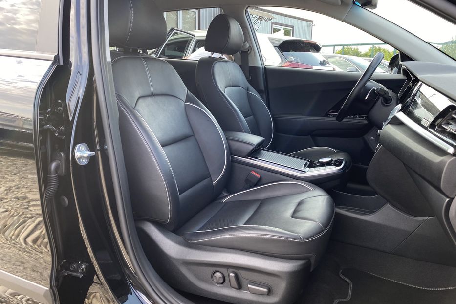 Продам Kia Niro 204кс 64 кВт. ЗАРЕЗЕРВОВАНО 2022 года в Львове