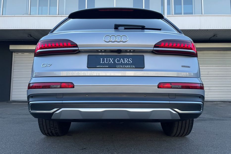 Продам Audi Q7 55 TFSI Quattro  2020 года в Киеве