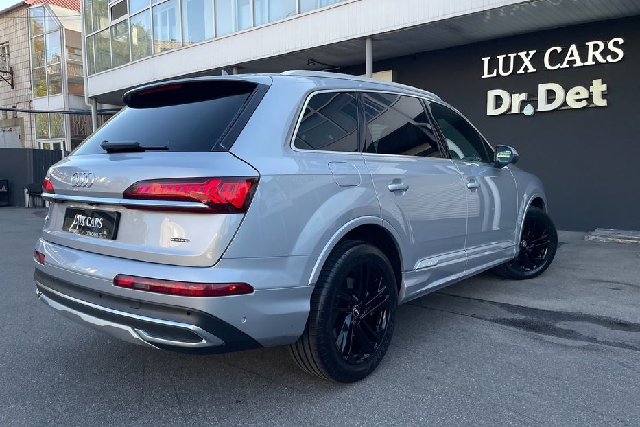 Продам Audi Q7 55 TFSI Quattro  2020 года в Киеве
