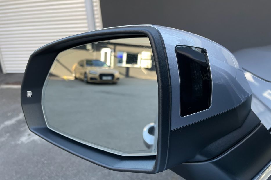 Продам Audi Q7 55 TFSI Quattro  2020 года в Киеве