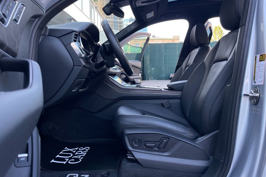Продам Audi Q7 55 TFSI Quattro  2020 года в Киеве