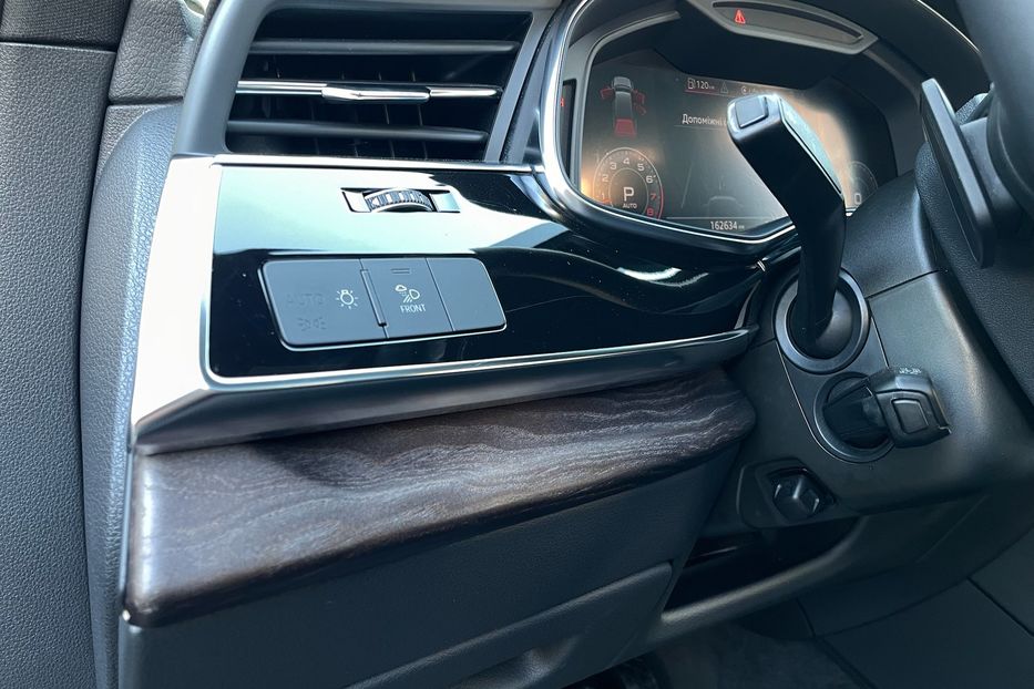 Продам Audi Q7 55 TFSI Quattro  2020 года в Киеве