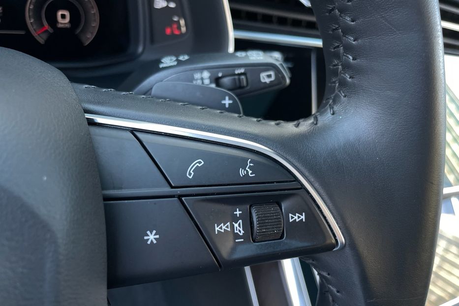 Продам Audi Q7 55 TFSI Quattro  2020 года в Киеве