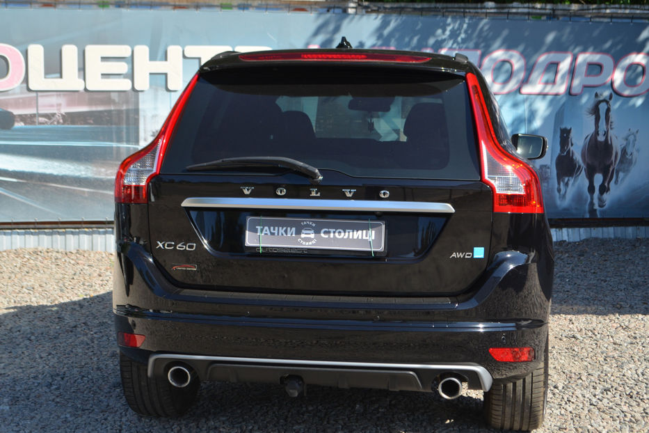 Продам Volvo XC60 2017 года в Киеве