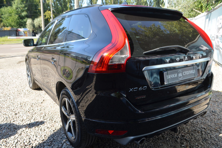 Продам Volvo XC60 2017 года в Киеве