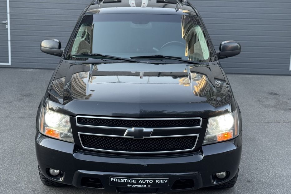 Продам Chevrolet Suburban 2011 года в Киеве