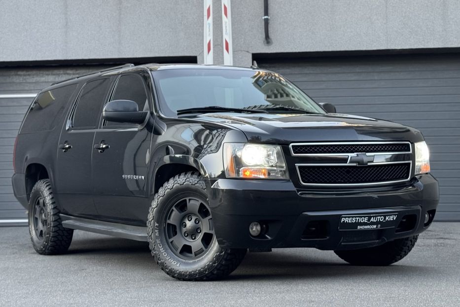 Продам Chevrolet Suburban 2011 года в Киеве