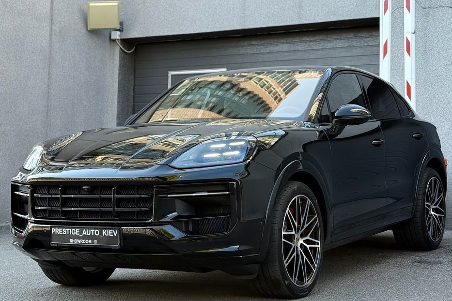 Продам Porsche Cayenne COUPE S 2024 года в Киеве