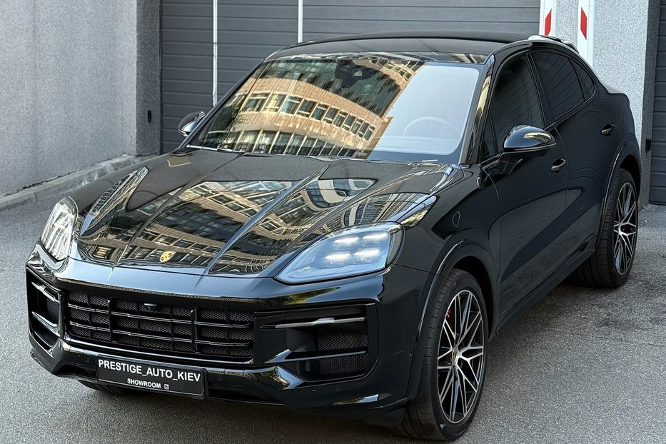 Продам Porsche Cayenne COUPE S 2024 года в Киеве