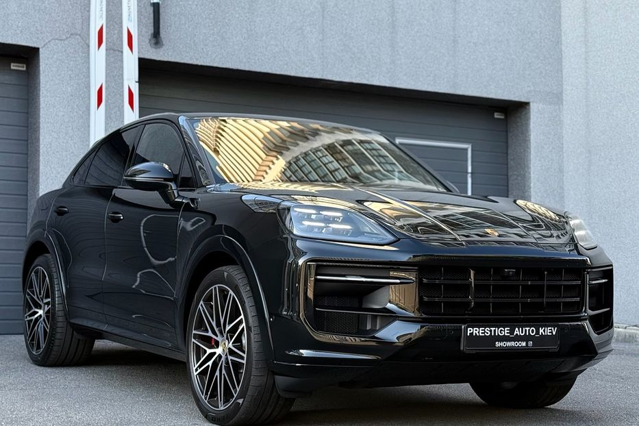 Продам Porsche Cayenne COUPE S 2024 года в Киеве