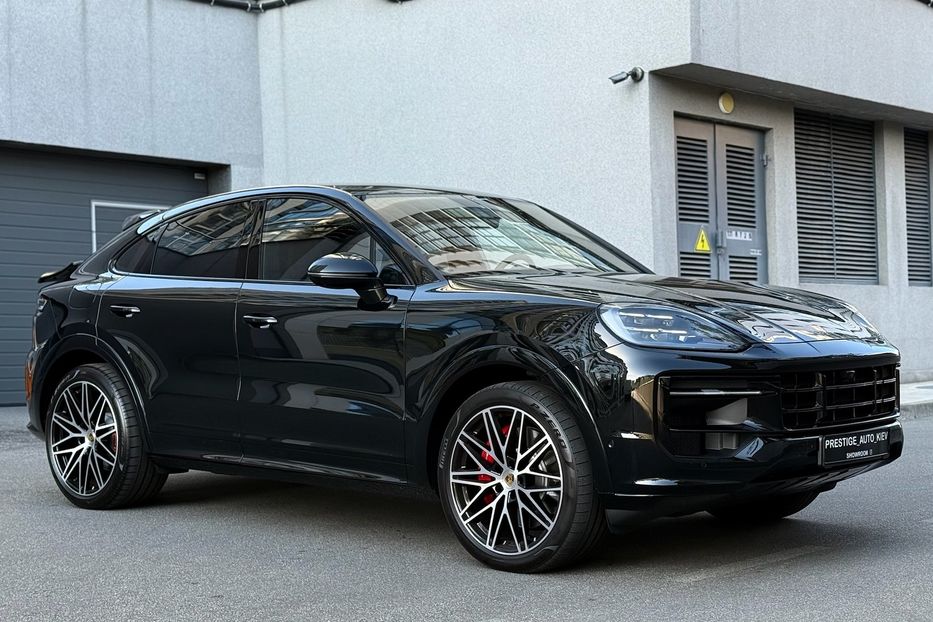 Продам Porsche Cayenne COUPE S 2024 года в Киеве