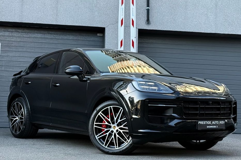 Продам Porsche Cayenne COUPE S 2024 года в Киеве