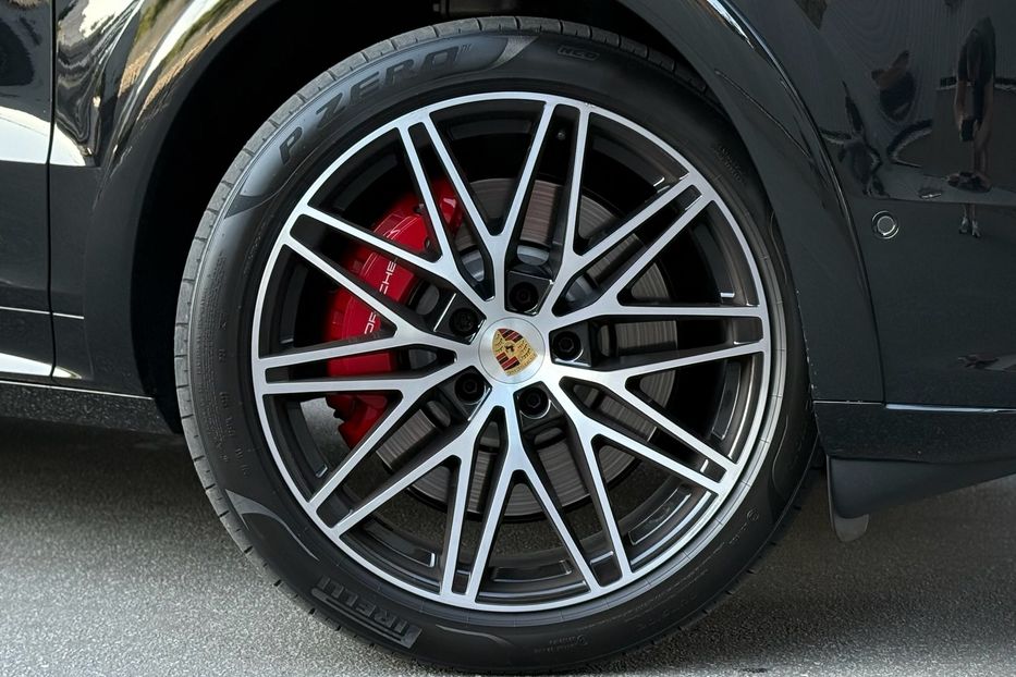Продам Porsche Cayenne COUPE S 2024 года в Киеве