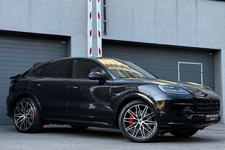 Продам Porsche Cayenne COUPE S 2024 года в Киеве