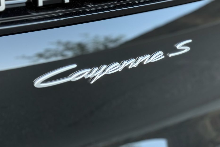 Продам Porsche Cayenne COUPE S 2024 года в Киеве