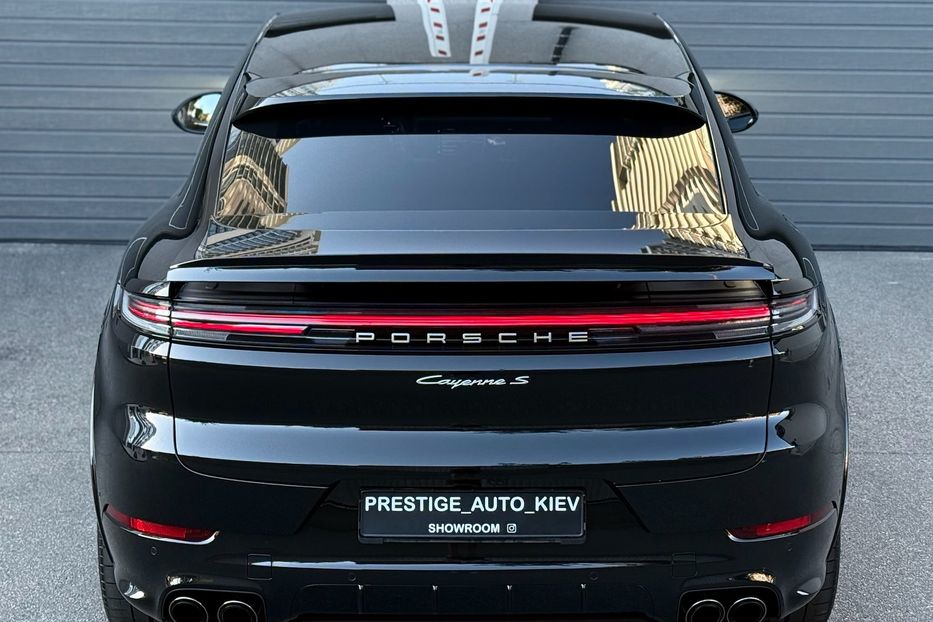 Продам Porsche Cayenne COUPE S 2024 года в Киеве