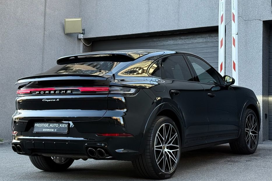 Продам Porsche Cayenne COUPE S 2024 года в Киеве