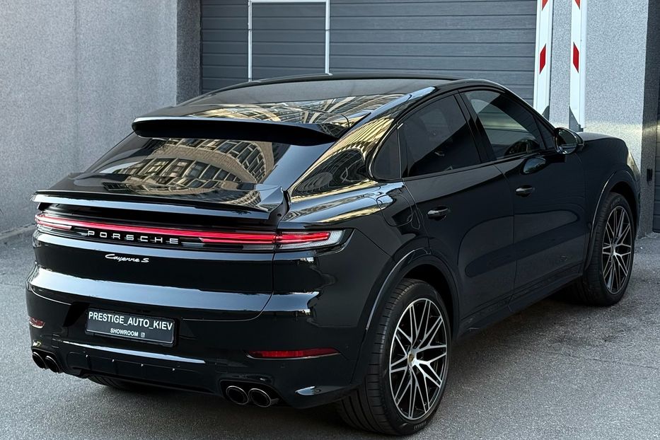 Продам Porsche Cayenne COUPE S 2024 года в Киеве
