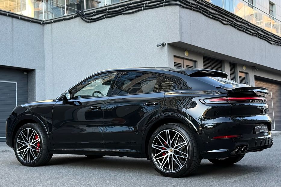 Продам Porsche Cayenne COUPE S 2024 года в Киеве