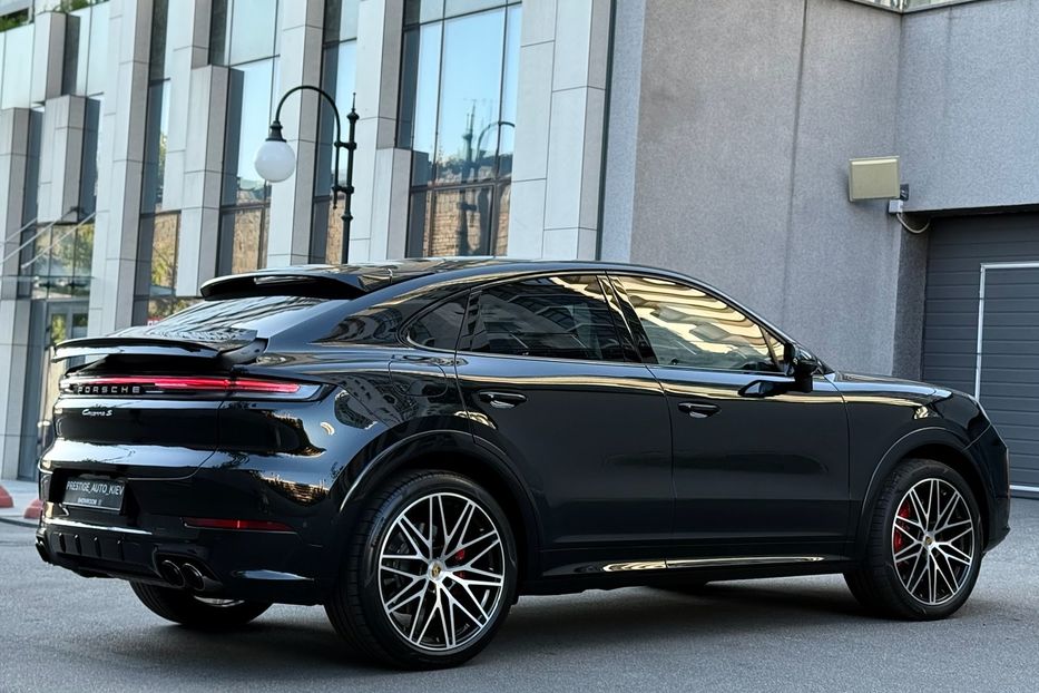 Продам Porsche Cayenne COUPE S 2024 года в Киеве