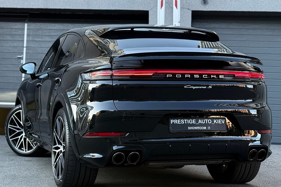 Продам Porsche Cayenne COUPE S 2024 года в Киеве