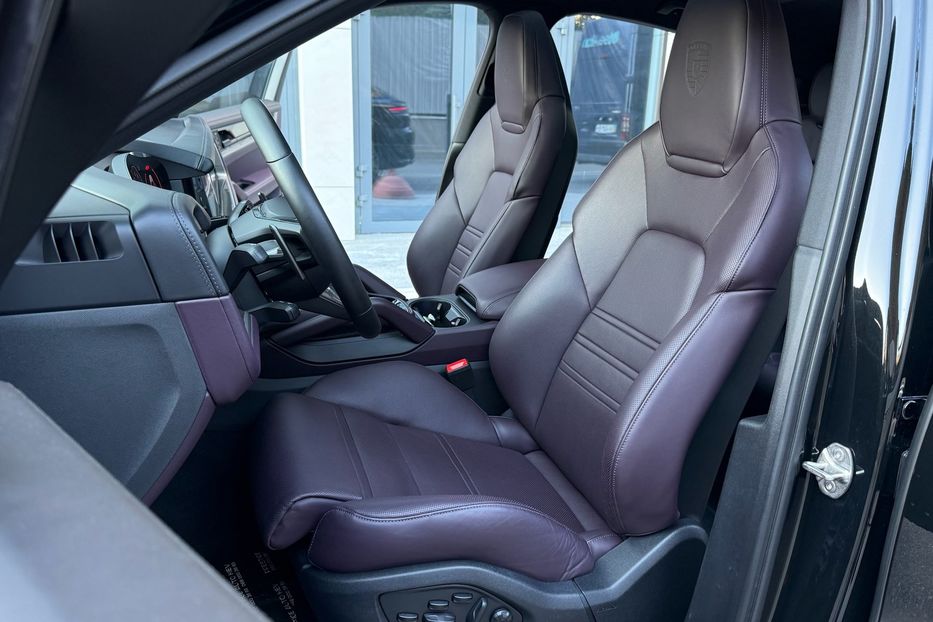 Продам Porsche Cayenne COUPE S 2024 года в Киеве