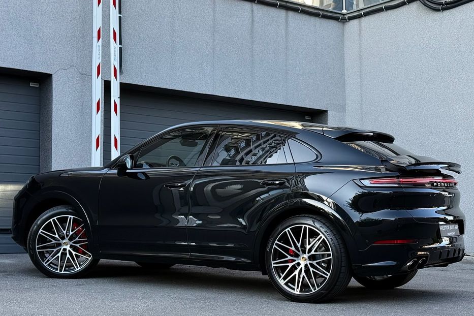 Продам Porsche Cayenne COUPE S 2024 года в Киеве