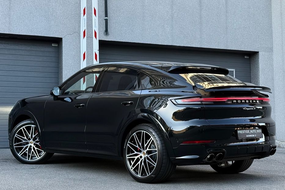 Продам Porsche Cayenne COUPE S 2024 года в Киеве