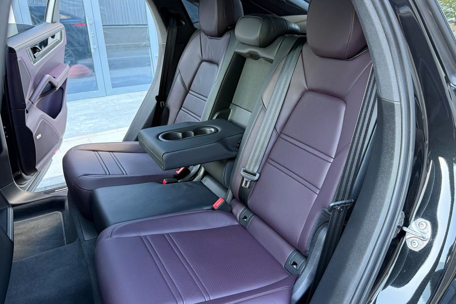 Продам Porsche Cayenne COUPE S 2024 года в Киеве