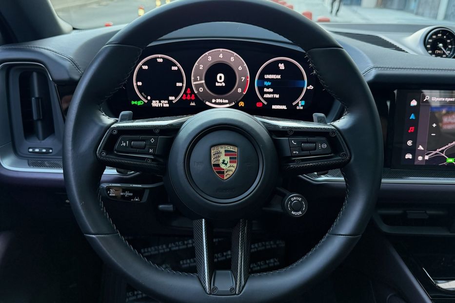 Продам Porsche Cayenne COUPE S 2024 года в Киеве